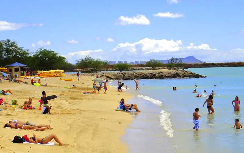 Hickam Beach: A Hidden Gem in Oahu for Relaxation & Scenic Views